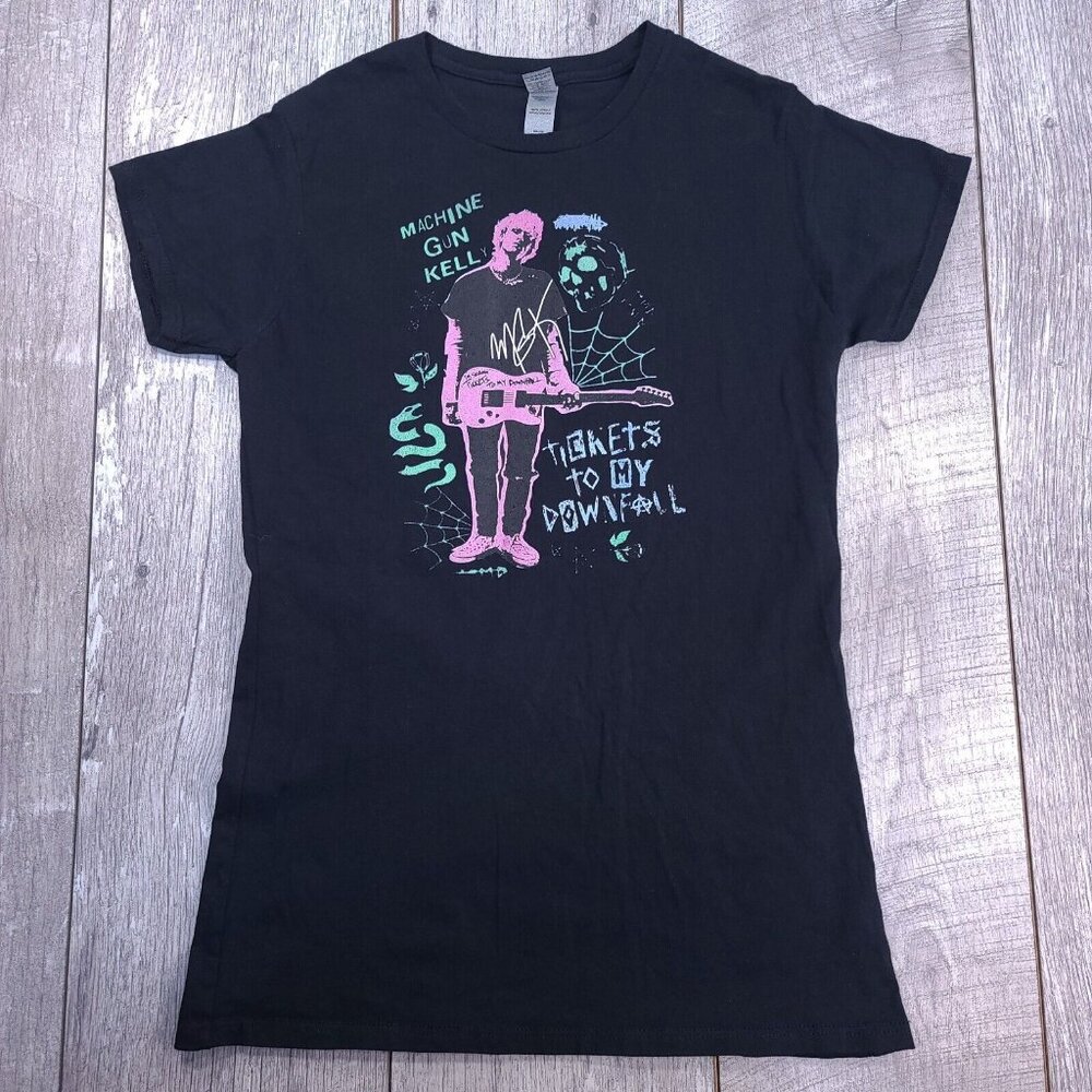 Machine Gun Kelly Shirt Womens Large Tickets To My Downfall Short Sleeve Top